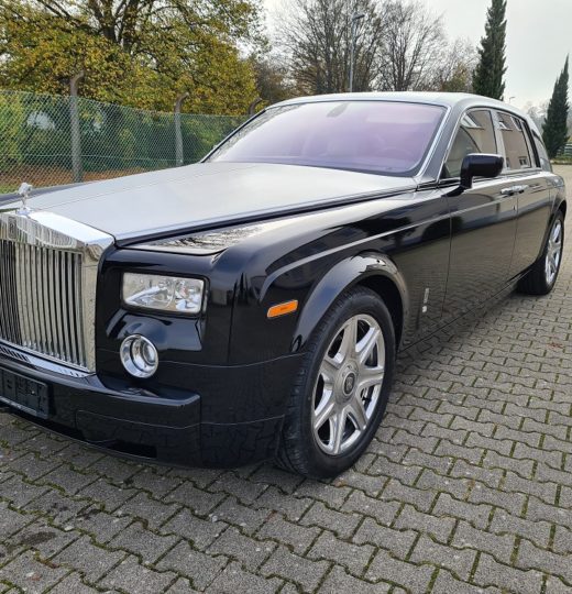 ROLLS-ROYCE PHANTOM