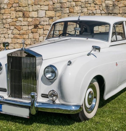 ROLLS-ROYCE SILVER CLOUD