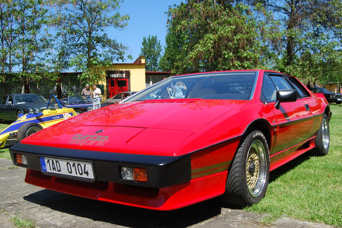 LOTUS ESPRIT TURBO