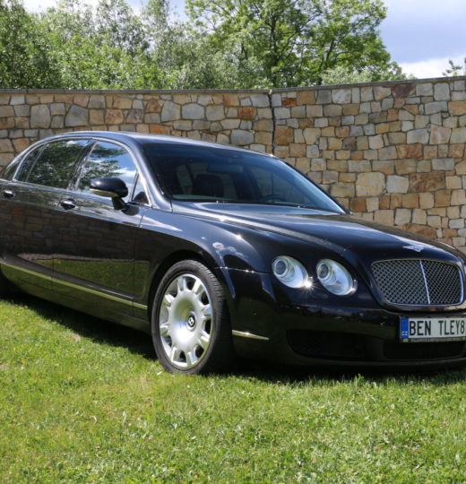 BENTLEY FLYING SPUR