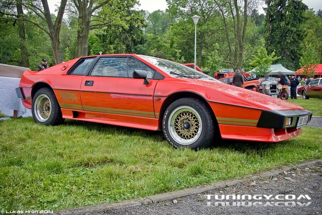 LOTUS ESPRIT TURBO