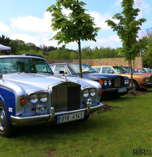 ROLLS-ROYCE SILVER SHADOW SILVER BLUE