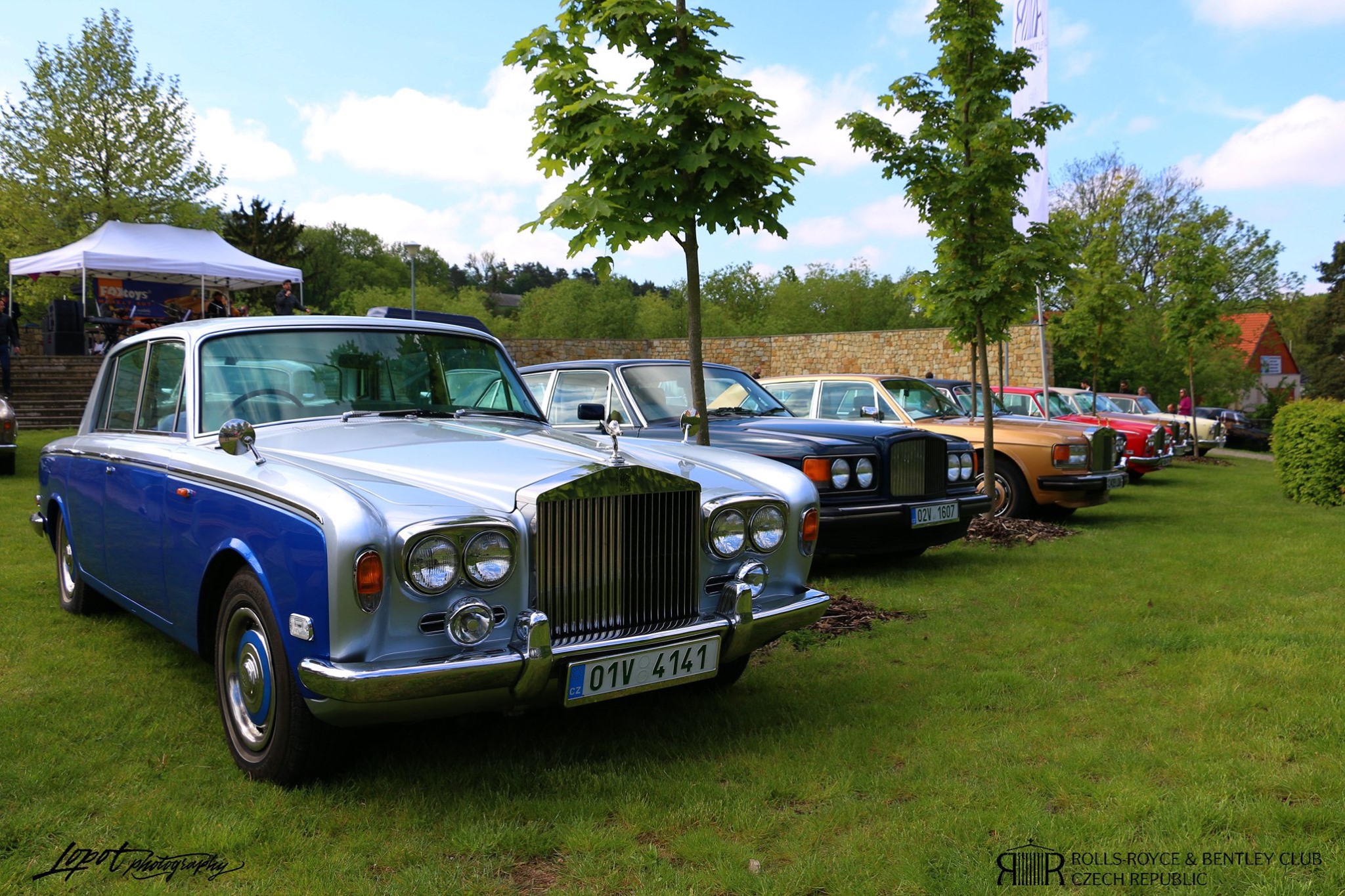 ROLLS-ROYCE SILVER SHADOW SILVER BLUE